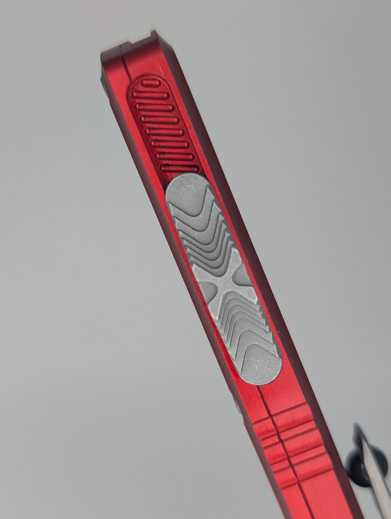 Microtech Hera II Mini Bayonet Red Apocalyptic Out the Front Knife