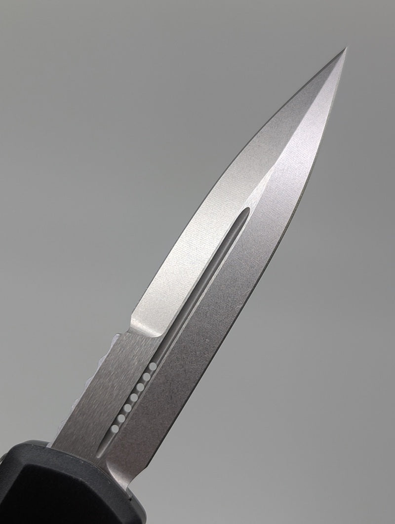Microtech Hera II Mini Bayonet Black Stonewash Out the Front Knife