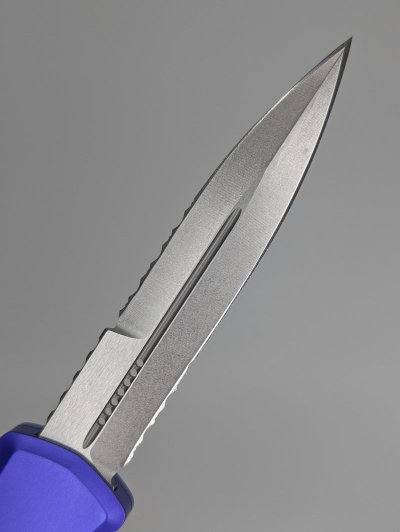 *Consignment* Microtech Hera II Mini Purple Bayonet Stonewash Out the Front Knife