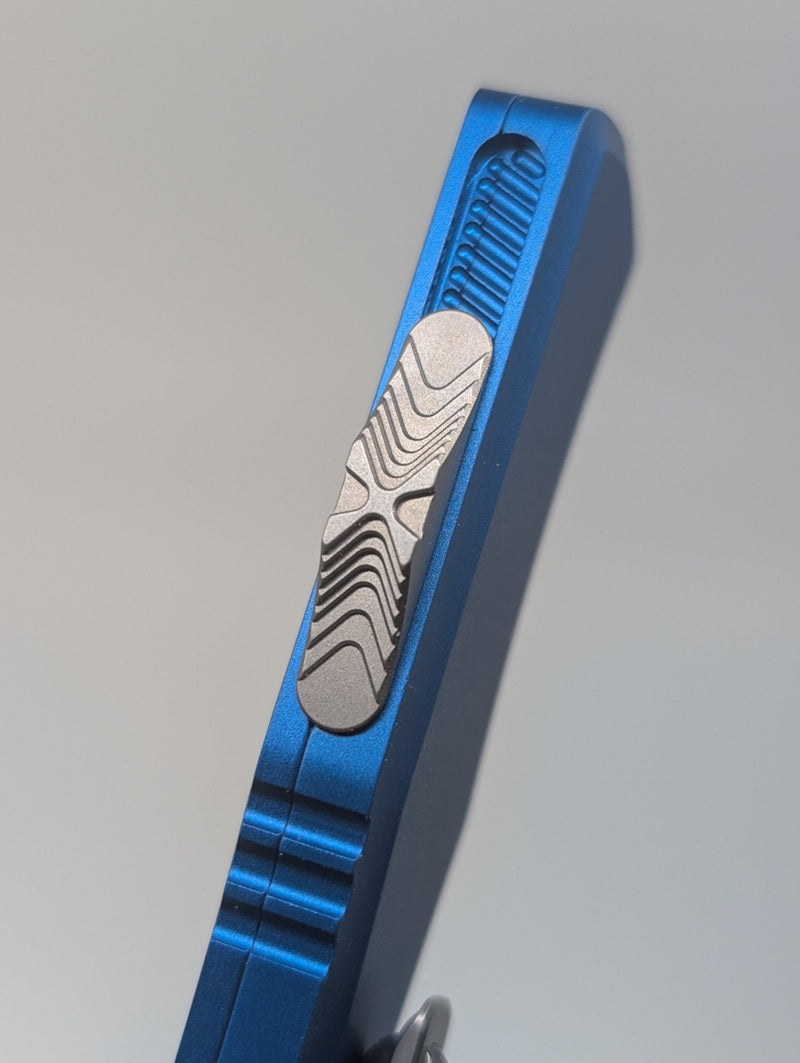Microtech Hera II Mini Tanto Blue Stonewash Out the Front Knife