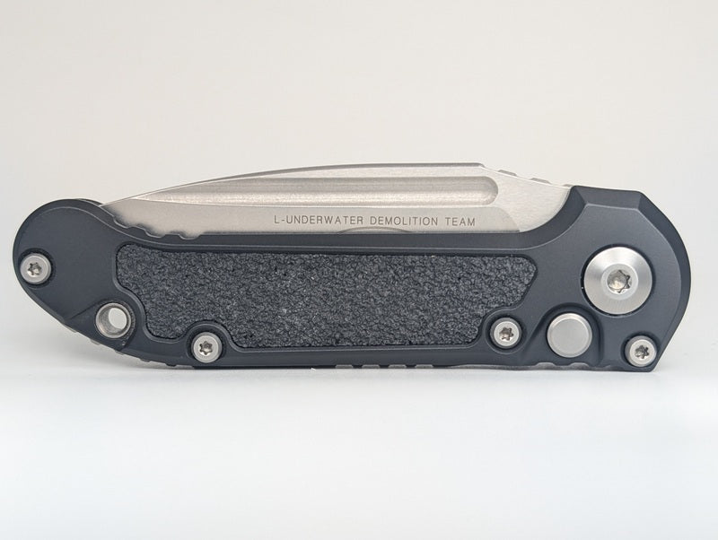 *Consignment* Microtech L.U.D.T. Black Auto Folding Knife