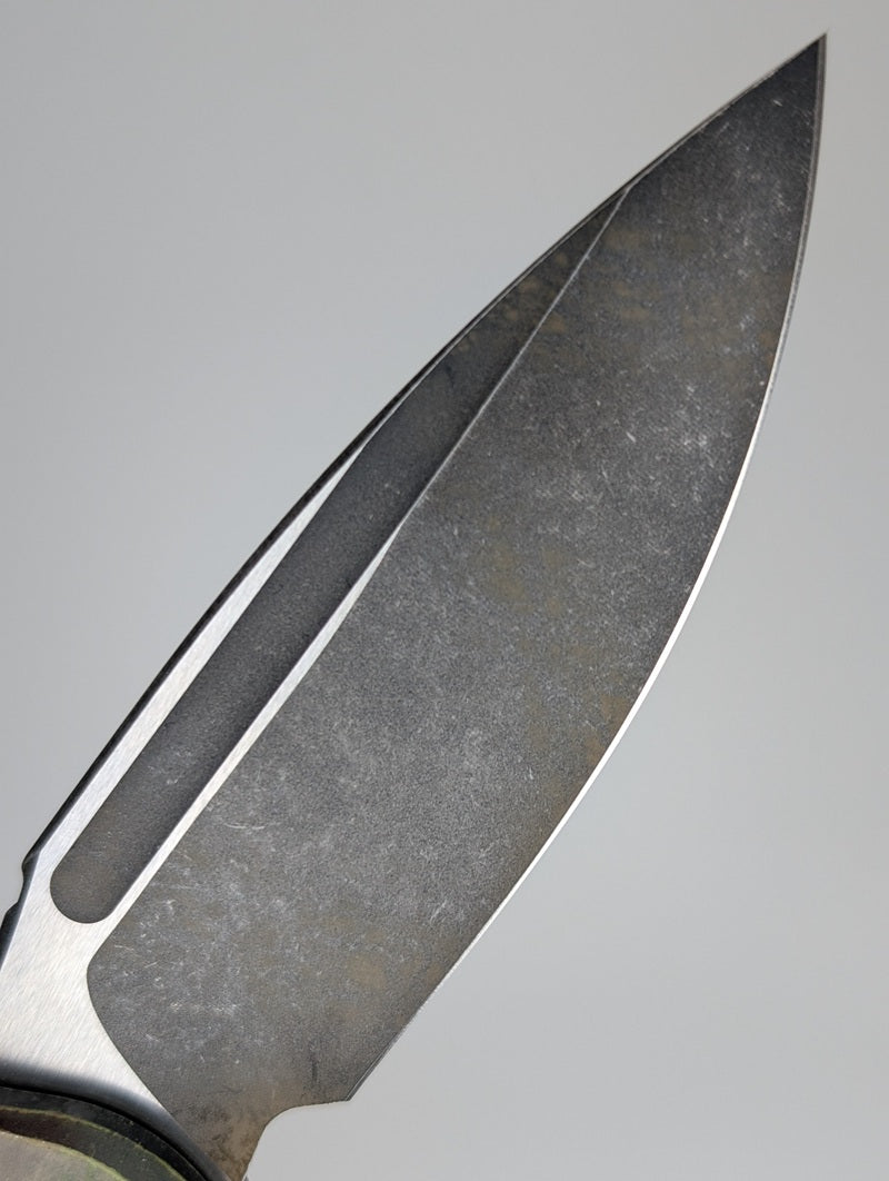 *Consignment* Microtech L.U.D.T. S/E Gen III Outbreak Signature Series Auto Folding Knife