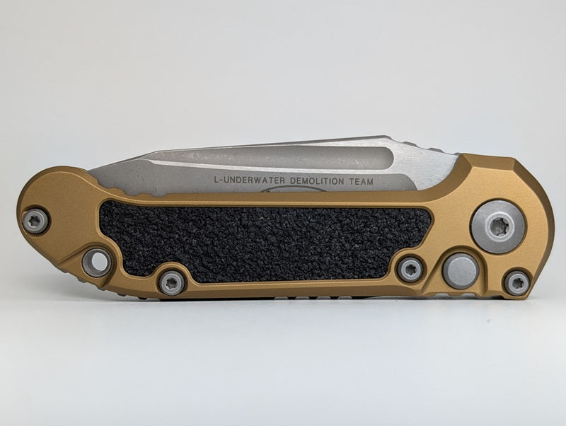 *Consignment* Microtech L.U.D.T. Tan Auto Folding Knife