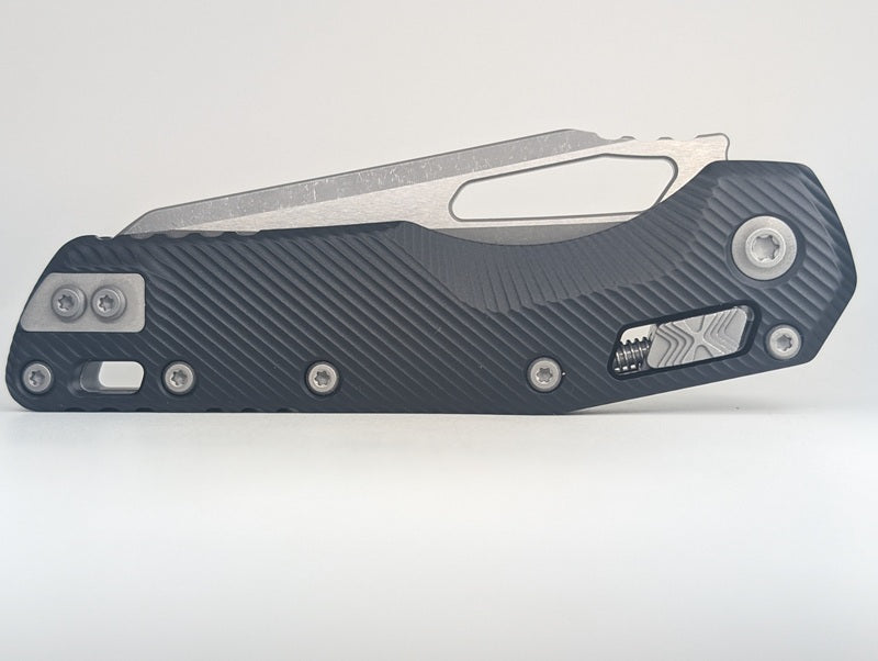Microtech MSI S/E Fluted Aluminum Black Apocalyptic Folding Knife