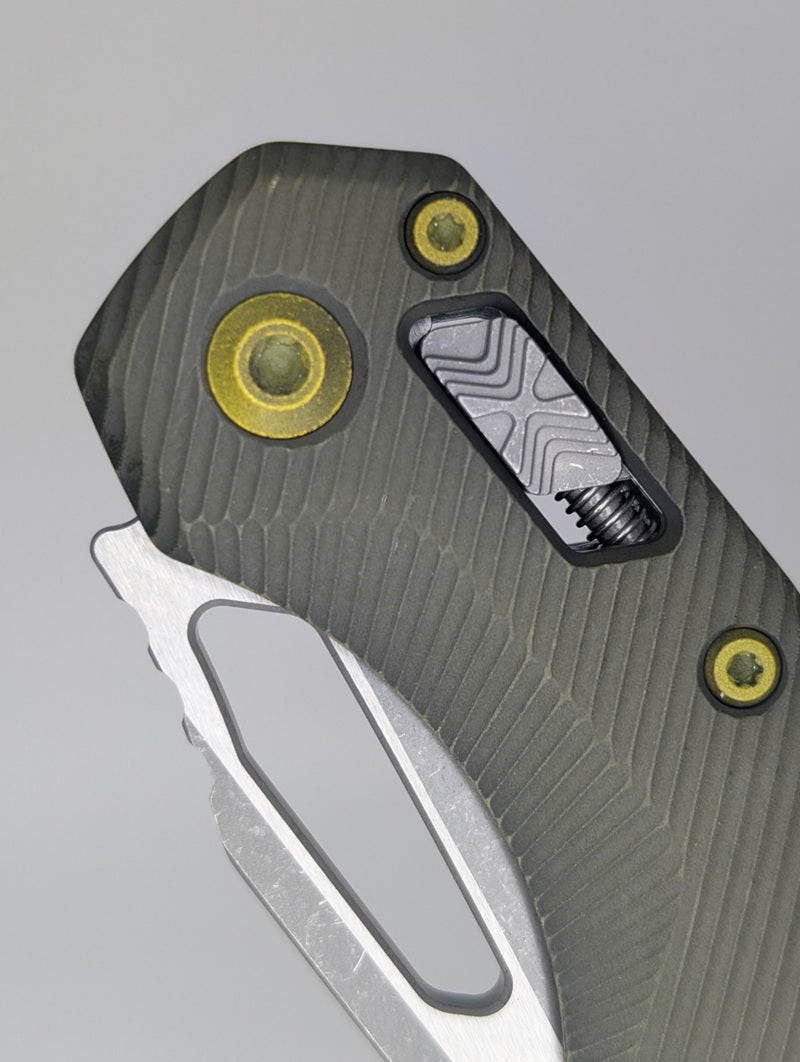 Microtech M.S.I S/E Fluted Distressed Grenade Green Apocalyptic Folding Knife