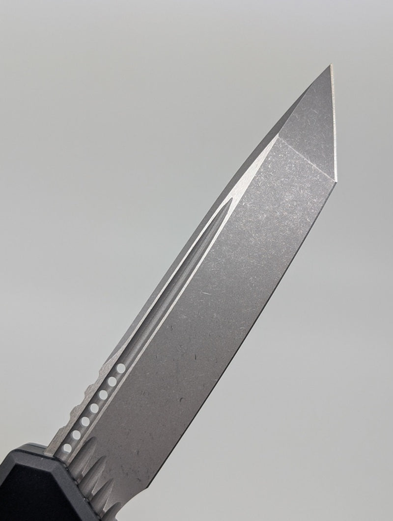 Microtech Scarab II Gen III Executive Black Tanto Apocalyptic Out the Front Knife