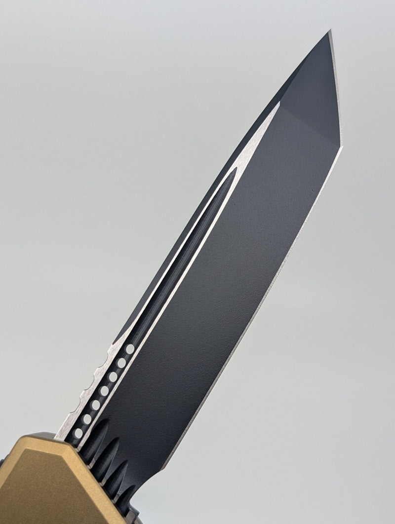 Microtech Scarab II Gen III Executive Tan Tanto DLC Out the Front Knife