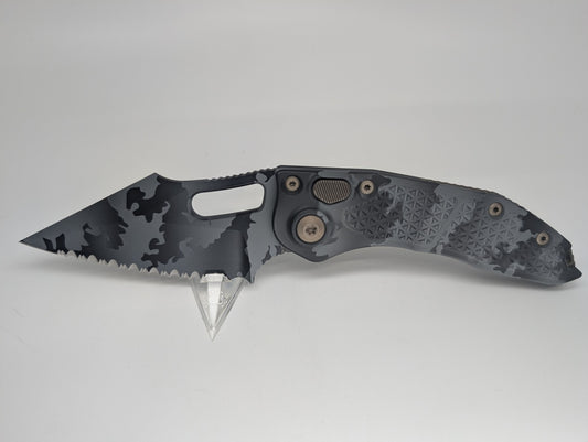 *Consignment* Microtech Signature Series Stitch Auto S/E Urban Camo Full Serrated