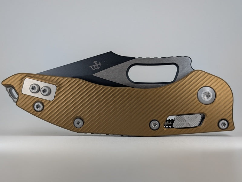 Microtech Stitch RAM-LOK S/E Fluted Tan Folding Knife