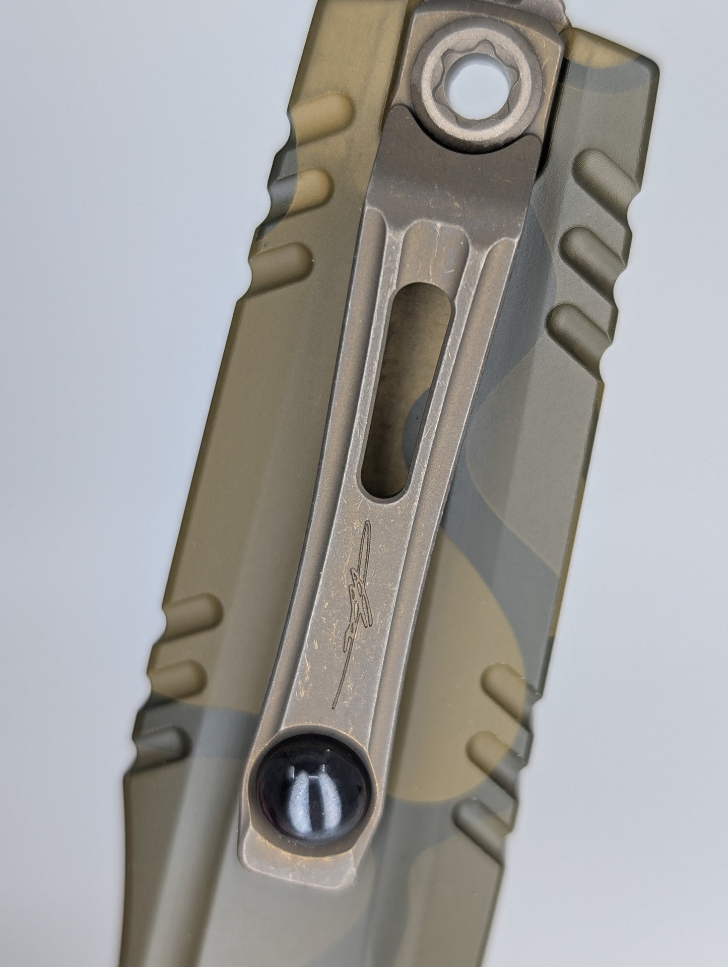 Microtech x Surefire Luminary ZBP D/E Signature Series Backwoods Olive Camo Out the Front Knife