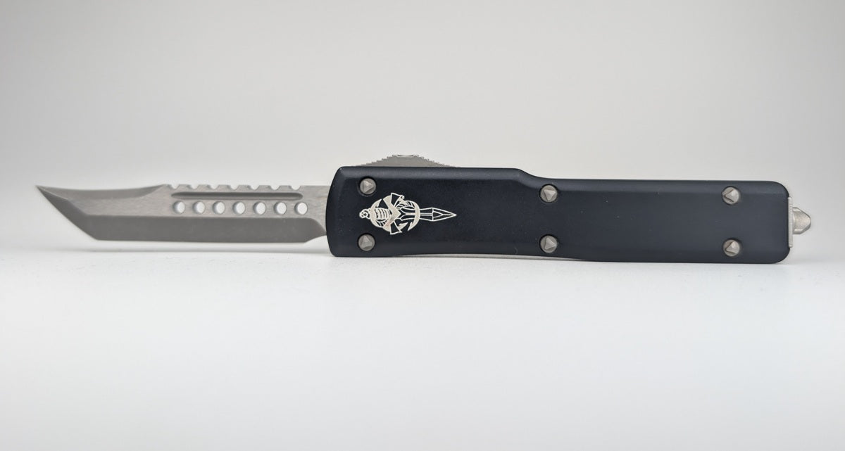 *Consignment* Microtech UTX-70 Hellhound Apocalyptic Out the Front Knife
