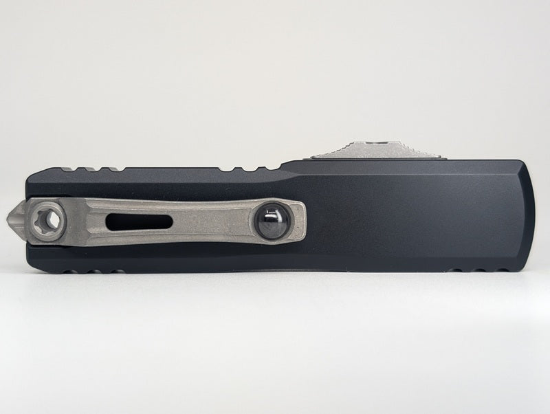 Microtech UTX-85 S/E Gen IV Black Apocalyptic Out the Front Knife