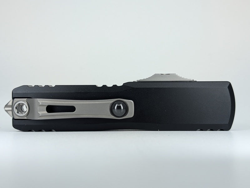 Microtech UTX-85 Gen IV D/E Black Stonewash Full Serrated Out the Front Knife
