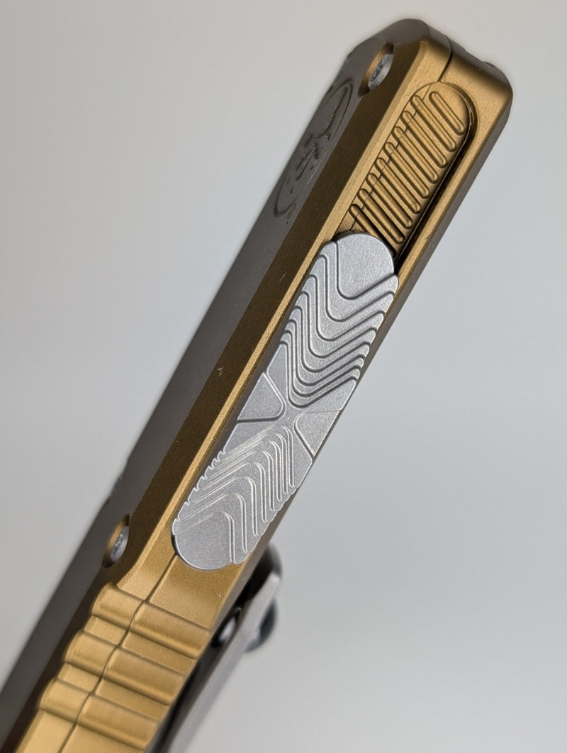 Microtech UTX-85 T/E Gen IV Tan Stonewash Out the Front Knife