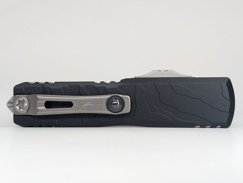 Microtech UTX-85 Gen IV Signature Series Topographic Black Out the Front Knife