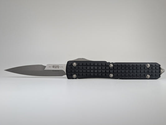 *Consignment* Microtech Ultratech Bayonet Black Frag G-10 Magnacut Blade Show 2023 Out the Front Knife