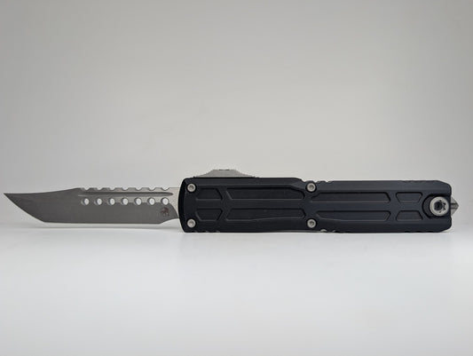 Microtech Signature Series Ultratech EX - ZBP Hellhound Black Out the Front Knife