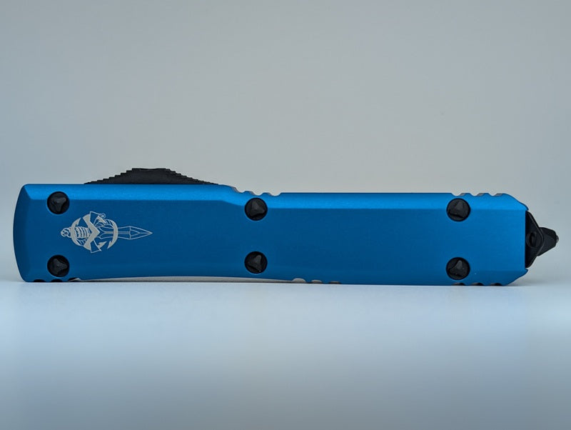 *Consignment* Microtech Ultratech Signature Series Blue / DLC Warhound Out the Front Knife