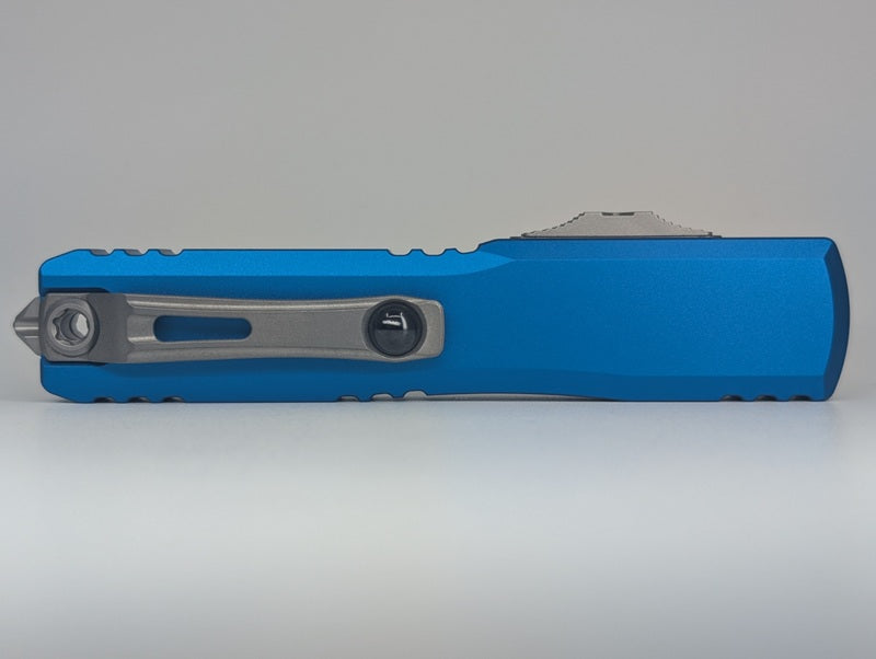 Microtech Ultratech Single Edge Gen IV Blue Stonewash Out the Front Knife