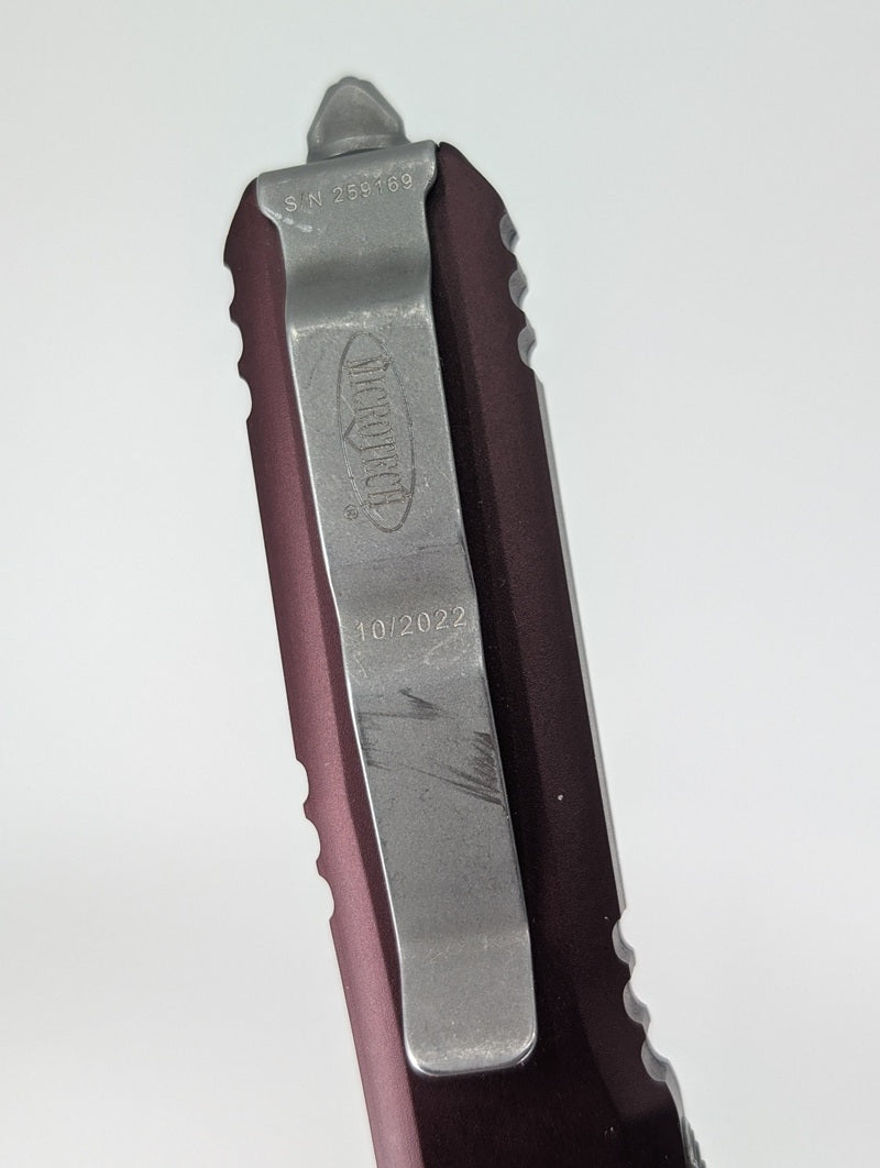 Microtech-Ultratech-Maroon-Tanto-Out-the-Front-Knife-Clip