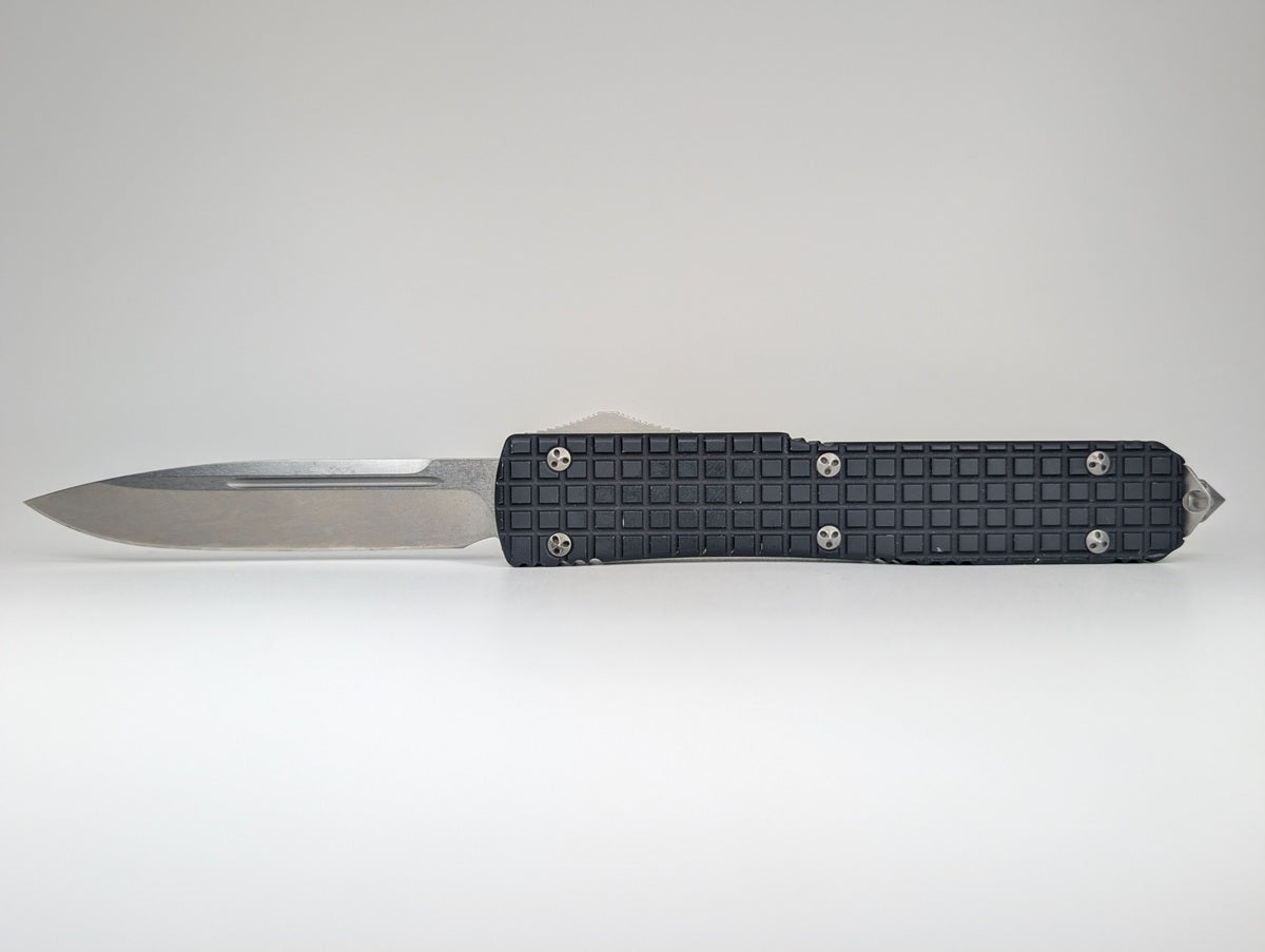 *Consignment* Microtech Ultratech Black Frag Spearpoint Monkey Edge Out the Front Knife