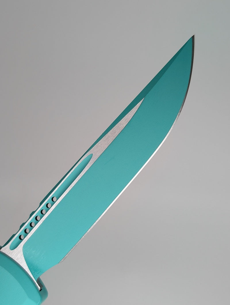 Microtech Ultratech ZBP S/E Cerakote Baja Out the Front Knife
