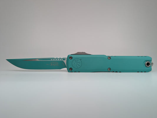 Microtech Ultratech ZBP S/E Cerakote Baja Out the Front Knife