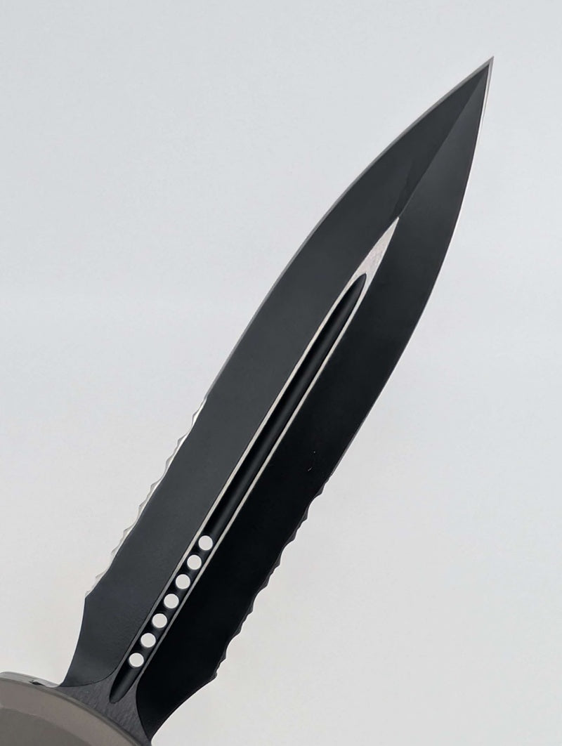 Microtech Ultratech ZBP D/E Natural Clear Partial Serrated Black Blade Out the Front Knife