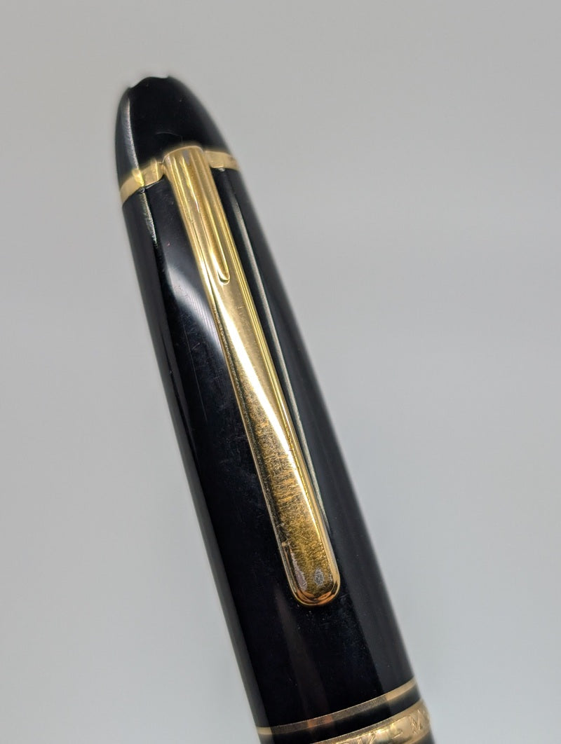 *Consignment* Montblanc Meisterstuck 147 Traveler Black w/ Gold Accent 18k Gold Medium Nib