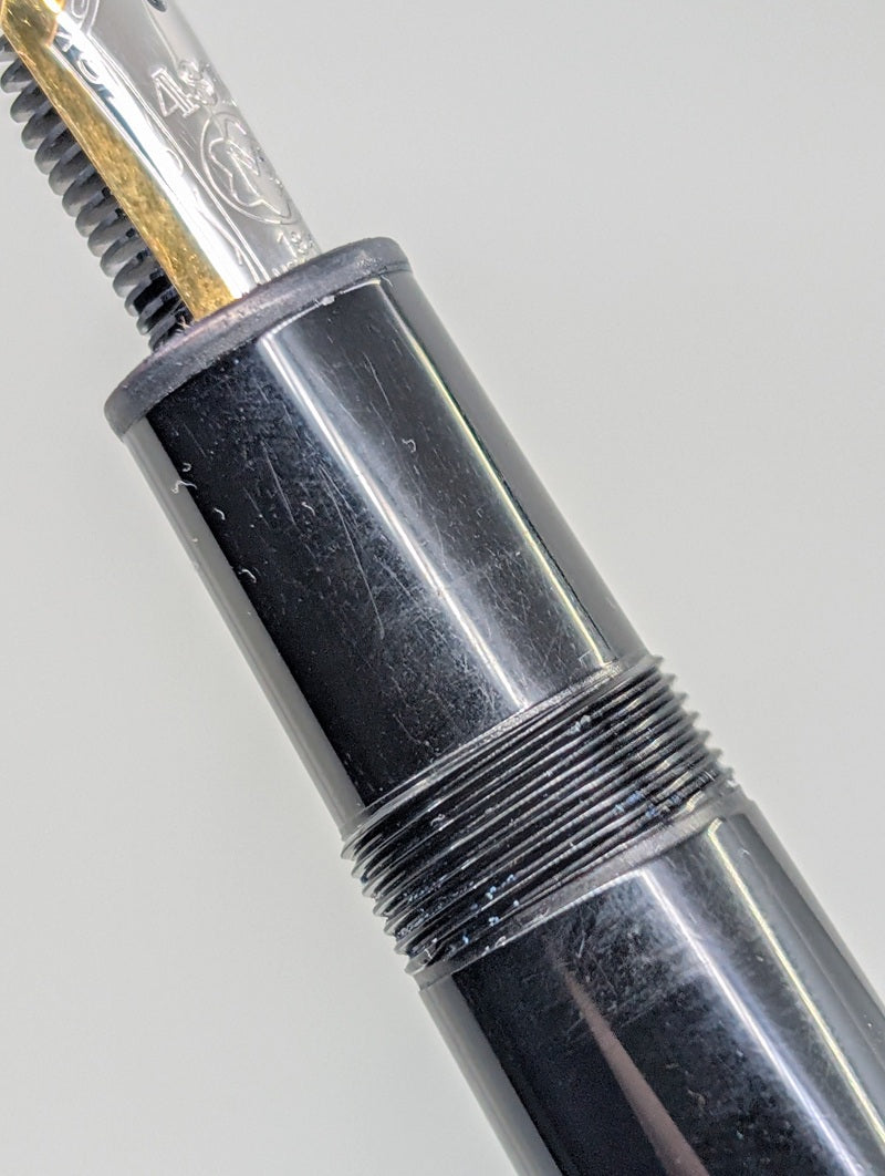 *Consignment* Montblanc Meisterstuck 147 Traveler Black w/ Gold Accent 18k Gold Medium Nib