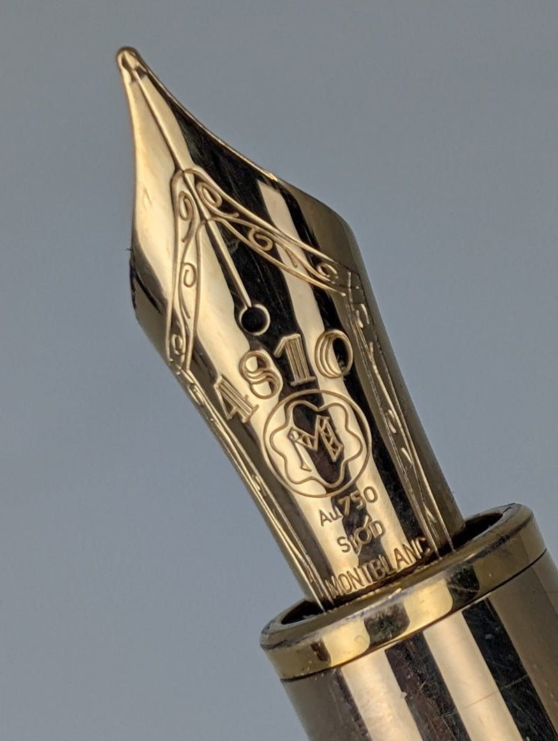 *Consignment* Montblanc 146 LeGrand Meisterstuck Solitaire Calligraphy Burgundy Fountain Pen 18k Gold Medium Nib