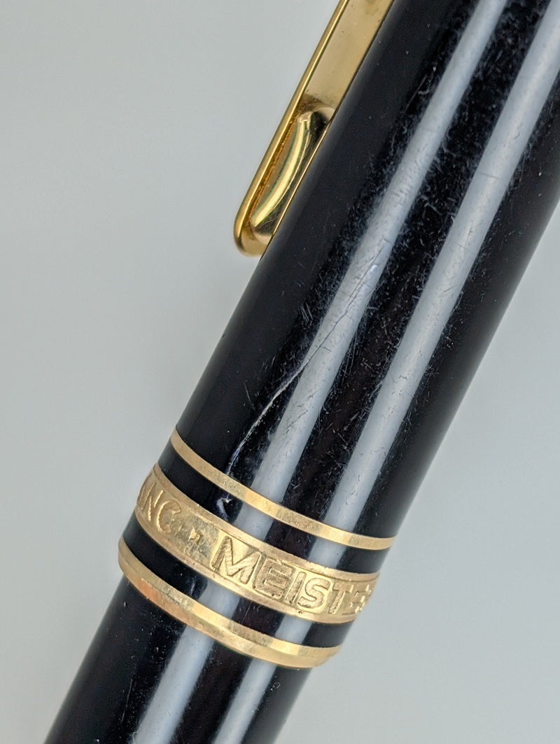 *Consignment* Montblanc Meisterstuck 163 Black / Gold Rollerball Pen