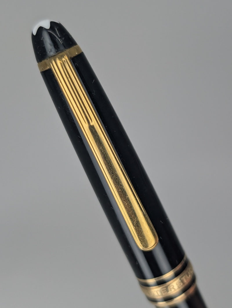 *Consignment* Montblanc Meisterstuck Classique Fountain Pen 14k Gold Medium Nib
