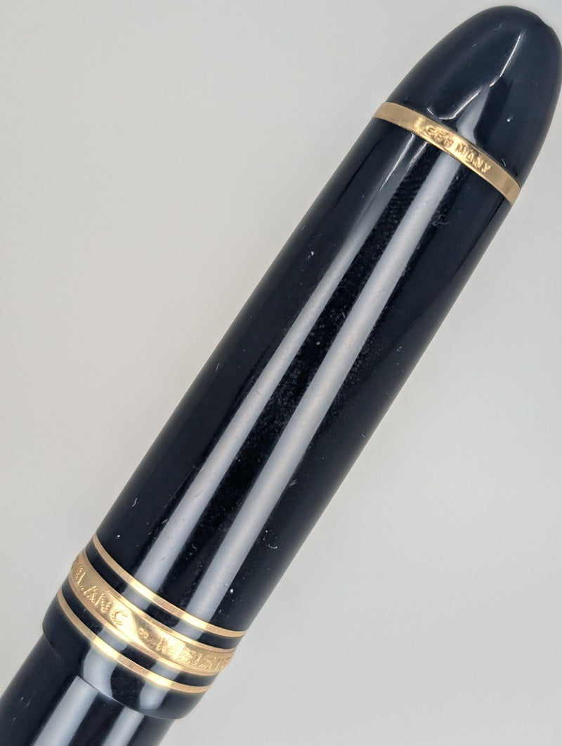 *Consignment* Montblanc Meisterstuck No. 149 Black / Gold Fountain Pen 14k Gold Medium Nib