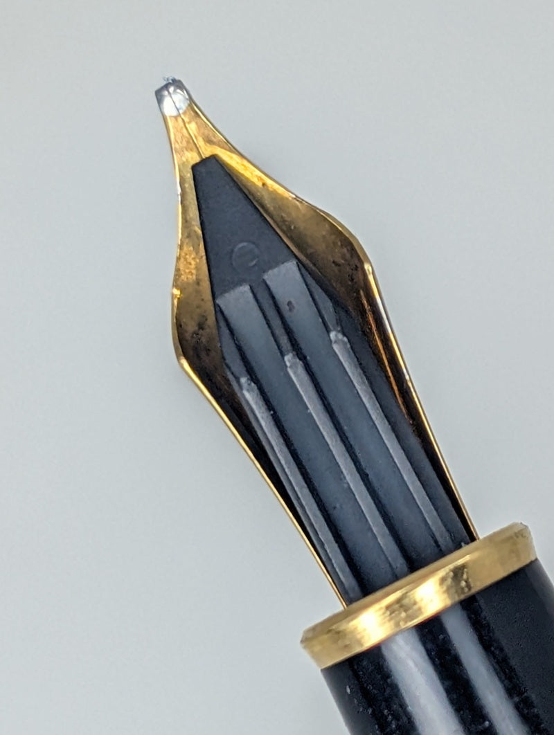 *Consignment* Montblanc Meisterstuck Solitaire Barley Sterling Silver Fountain Pen 18k Gold Stub Nib