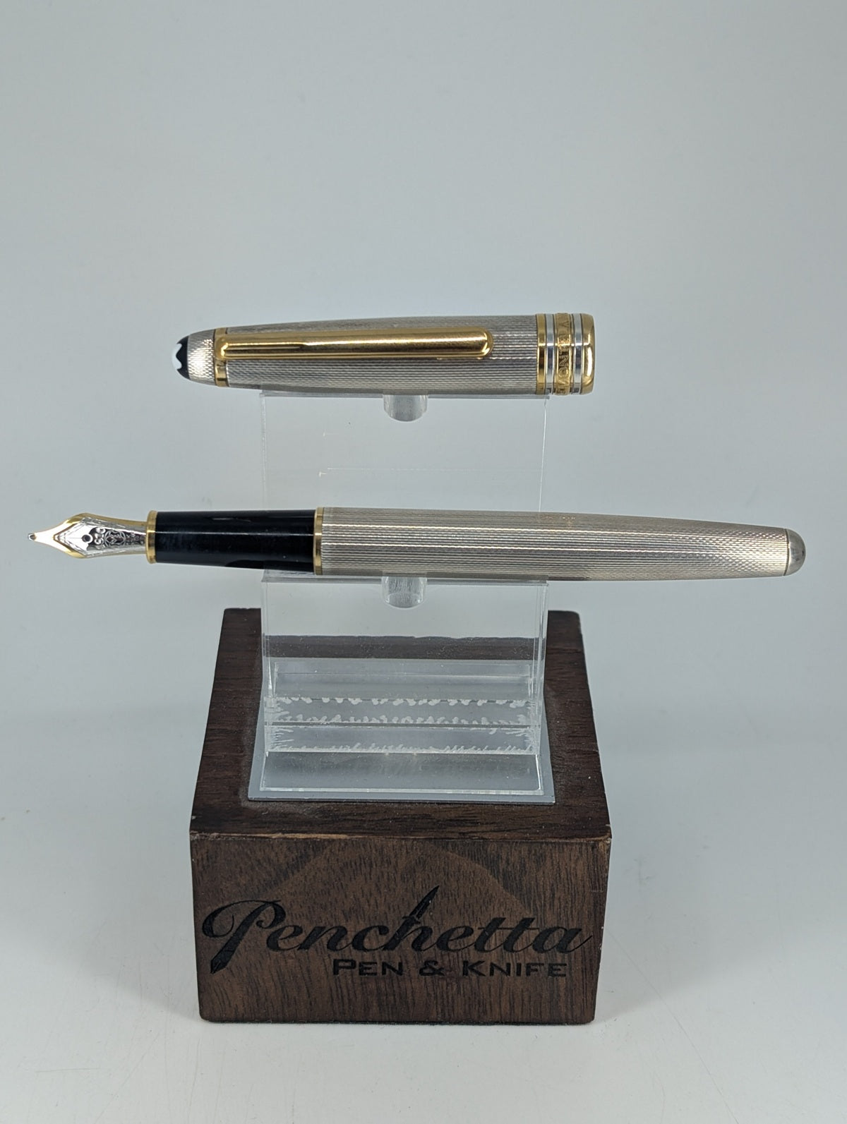 *Consignment* Montblanc Meisterstuck Solitaire Barley Sterling Silver Fountain Pen 18k Gold Stub Nib