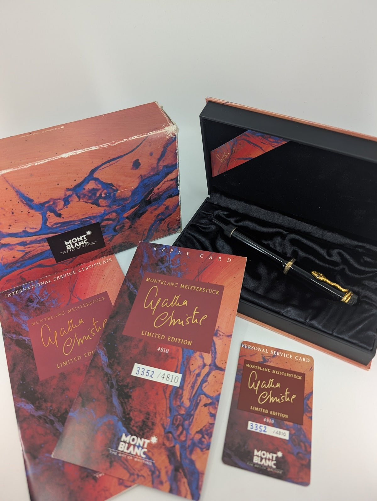 *Consignment* Montblanc Writer's Edition Agatha Christie Vermeil Fountain Pen 18k Broad Nib