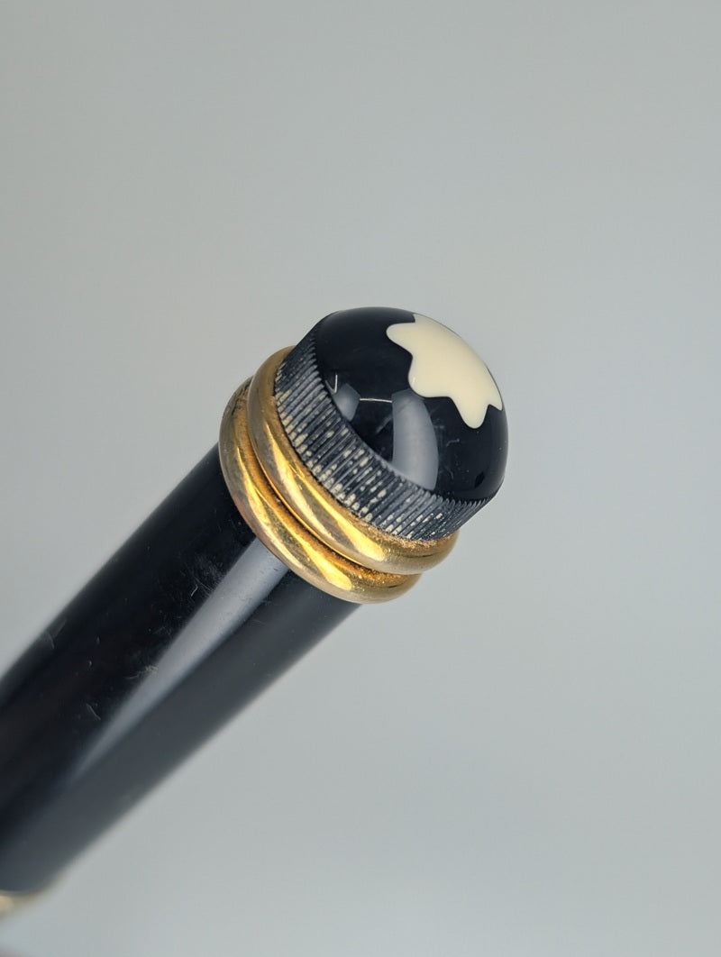 *Consignment* Montblanc Writer's Edition Agatha Christie Vermeil Fountain Pen 18k Broad Nib