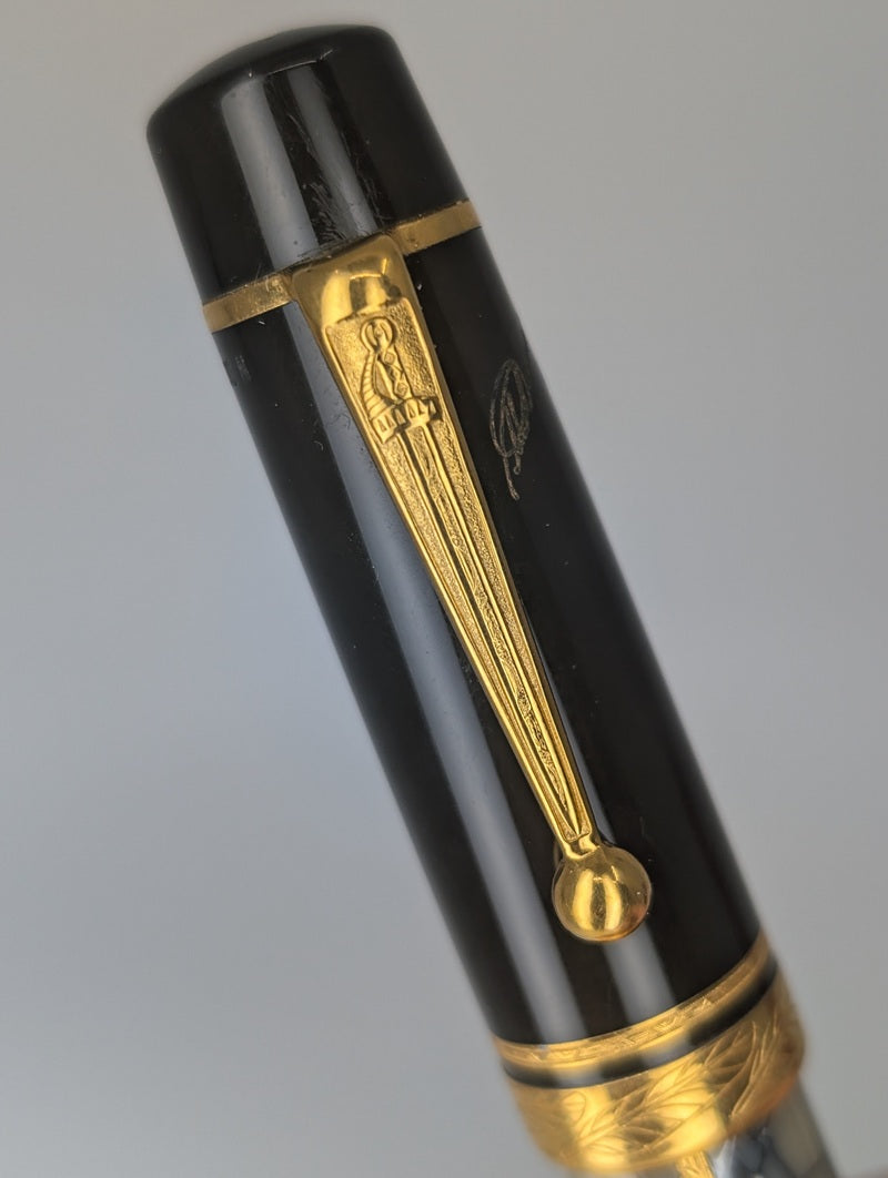 *Consignment* Montblanc Alexandre Dumas Fountain Pen 18k Gold Broad Nib