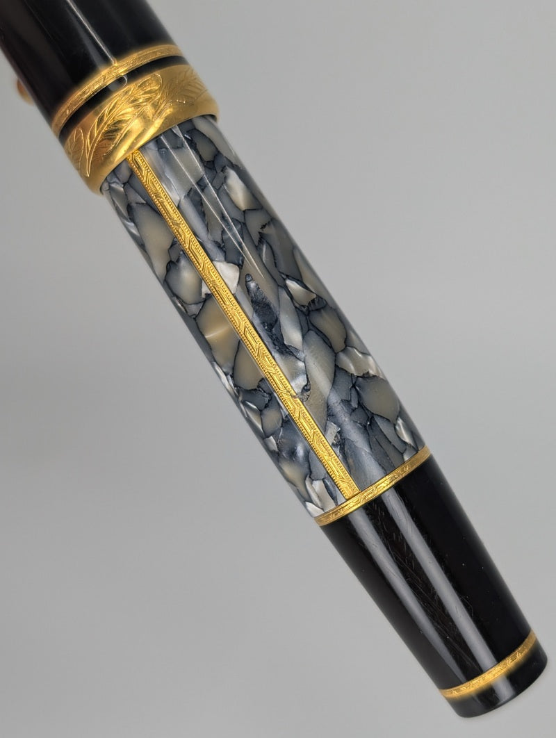 *Consignment* Montblanc Writer's Edition 1996 Alexandre Dumas Fountain Pen 18k Gold