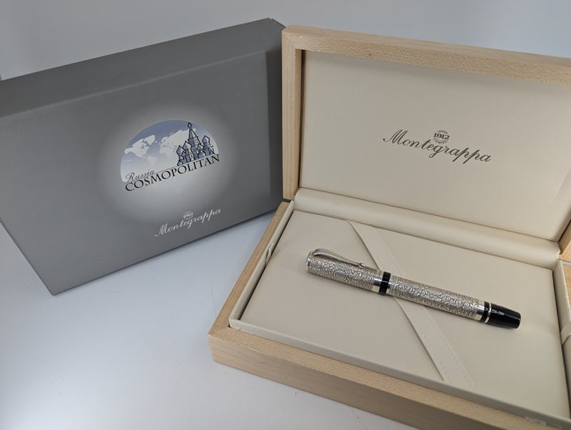 *Consignment* Montegrappa Russia Cosmopolitan "Golden Room" Fountain Pen 18k Gold Medium Nib