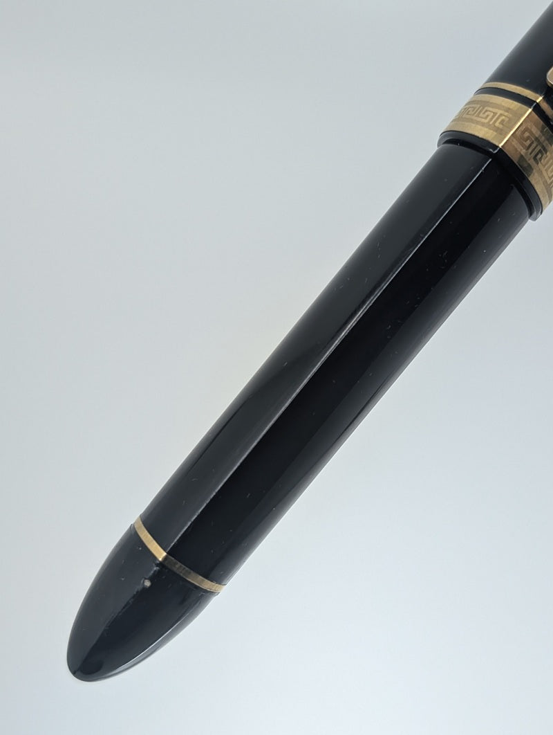 *Consignment* OMAS 360 Black Fountain Pen 18k Gold Broad Nib