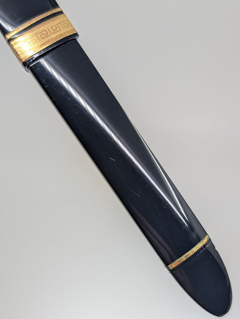 *Consignment* OMAS 360 Black with Gold Trim Fountain Pen 18k Gold Medium Nib