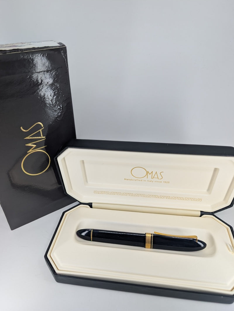 *Consignment* OMAS 360 Black with Gold Trim Fountain Pen 18k Gold Medium Nib