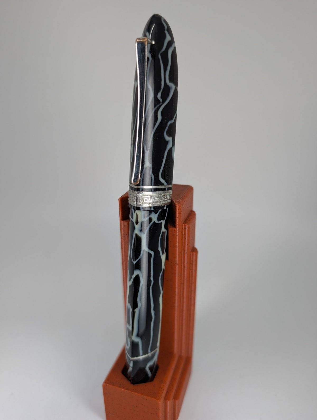 *Consignment* OMAS 360 Wild Celluloid Fountain Pen 18k Gold Medium Nib