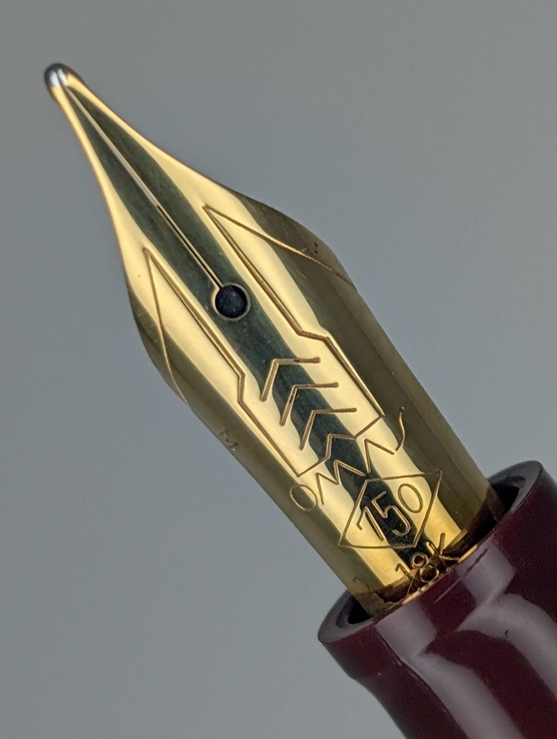 *Consignment* OMAS 555-F Burgundy Fountain Pen 18k Gold Medium Nib