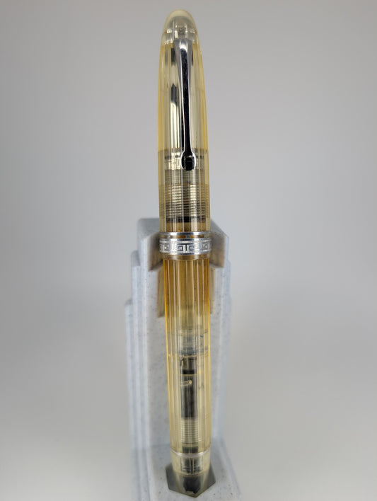 *Consignment* Omas Ogiva Vision w/ Silver Trim Demonstrator Fountain Pen 18k Gold Fine Nib