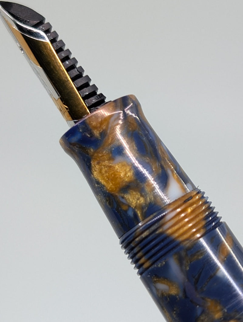 *Consignment* OMAS Paragon Blue Saffron Fountain Pen 18k Gold Fine Nib