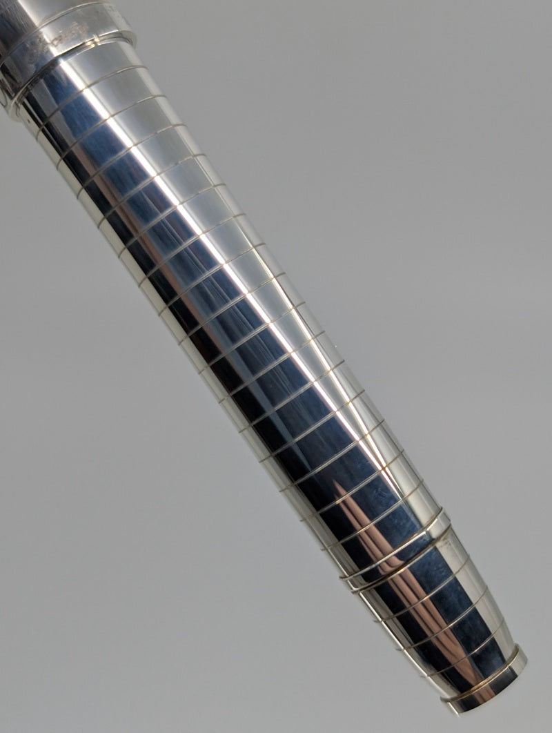 *Consignment* OMAS Society Silver Piston Filler Fountain Pen 18k Gold Medium Nib