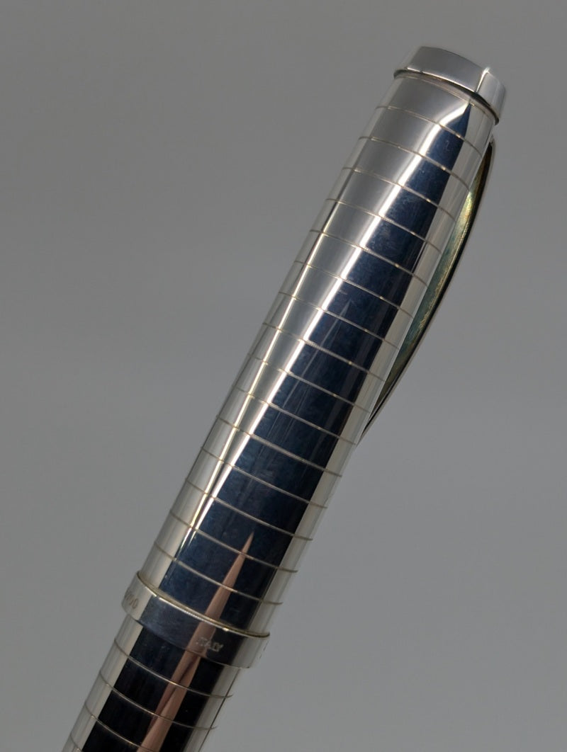*Consignment* OMAS Society Silver Piston Filler Fountain Pen 18k Gold Medium Nib